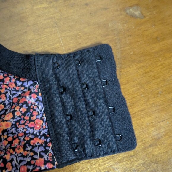 Cacique Women's Floral Support Solution Satin Full Coverage 38H Bra - Picture 5 of 9